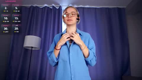 Charlie 18yo online show from September 27, 6:44 am