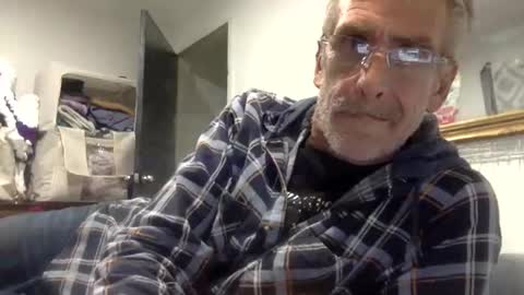 deanofflove221000 online show from March 13, 5:00 am