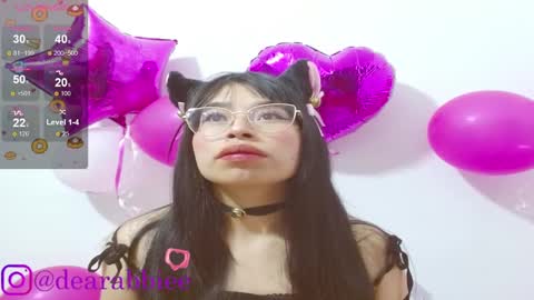 Snapshot of dearabbie chatting on February 19, 10:34 am DearAbbie online show from February 19, 10:34 am