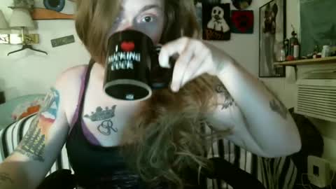 DEBBIE online show from November 11, 5:31 am