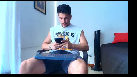 Santiago online show from August 1, 8:10 pm