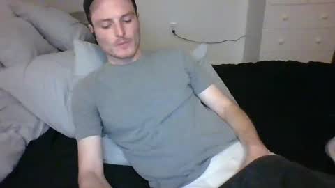 Snapshot of dee4dayz19 chatting on October 22, 2:15 am Dee4dayz online show from October 22, 2:15 am