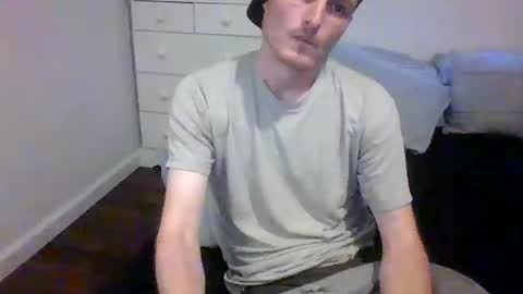 Snapshot of dee4dayz19 chatting on October 11, 10:46 pm Dee4dayz online show from October 11, 10:46 pm