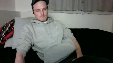 Dee4dayz online show from May 5, 2:07 am