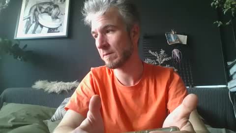 Deen online show from January 4, 12:38 pm