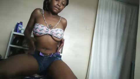 deedzee online show from May 2, 9:37 am