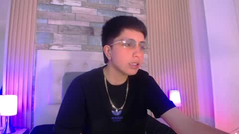 deep_wilder online show from April 21, 3:46 am