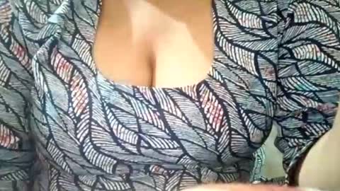 deepika_92 online show from March 9, 4:27 am