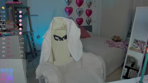 Kira online show from February 19, 6:21 pm