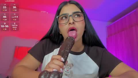 deepthroat_sweet online show from April 28, 3:11 am