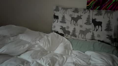 deepthroatqueen33 online show from March 22, 11:03 am