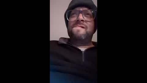 deesabird online show from February 17, 10:36 am