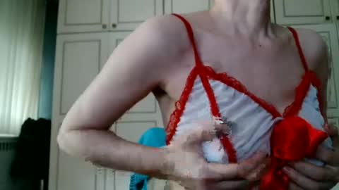 KamiDevi online show from June 28, 2:02 pm