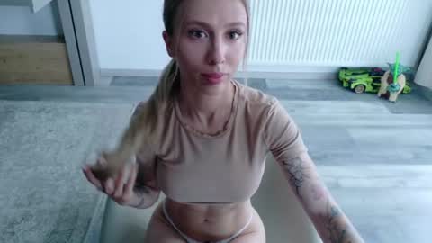 Di online show from July 2, 9:58 am