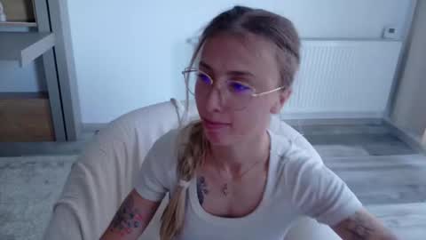 Di online show from November 9, 1:36 pm