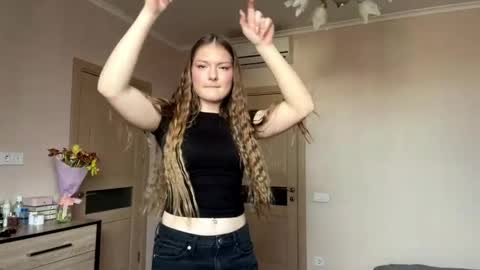 Mila online show from March 17, 9:14 am