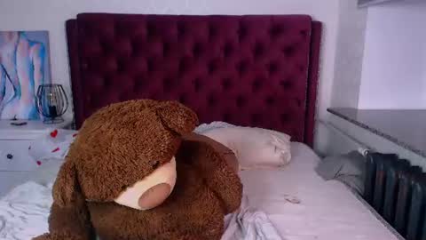 Alex online show from July 3, 3:33 am