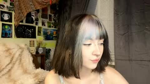 Alisa online show from May 10, 9:43 pm