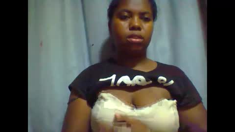 Snapshot of deliah712909 chatting on February 17, 12:16 pm deliah712909 online show from February 17, 12:16 pm