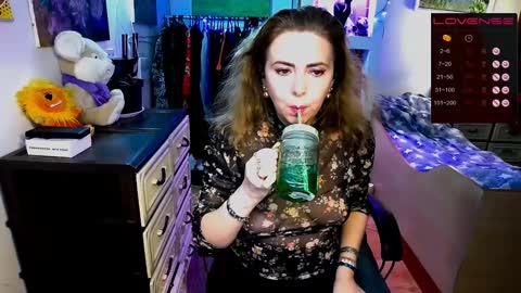 Delicacat online show from January 26, 8:45 pm