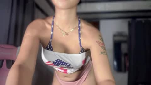 Hello your loving faye 3 online show from September 17, 5:05 pm