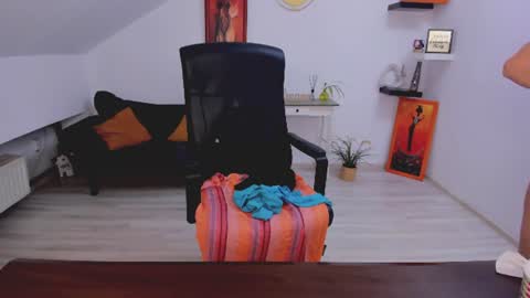 DeliciousLolly online show from June 12, 4:11 am