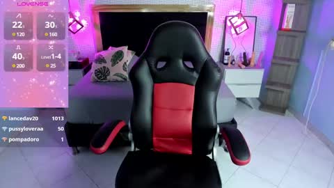 Snapshot of delilaquinn chatting on March 12, 3:18 pm delilaquinn online show from March 12, 3:18 pm