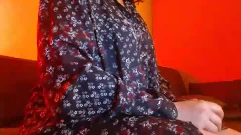 Snapshot of delphine_x chatting on January 17, 5:51 pm Delphine online show from January 17, 5:51 pm