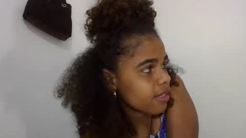 delphine online show from June 19, 1:17 pm