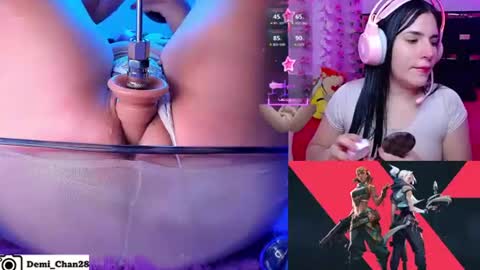 demiii online show from July 25, 3:15 am