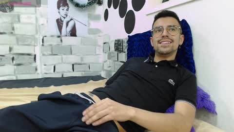 demian_val_4 online show from December 21, 4:57 pm