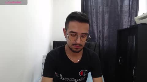 demian_val_4 online show from March 5, 5:08 pm