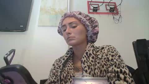 Demi online show from July 23, 6:33 am