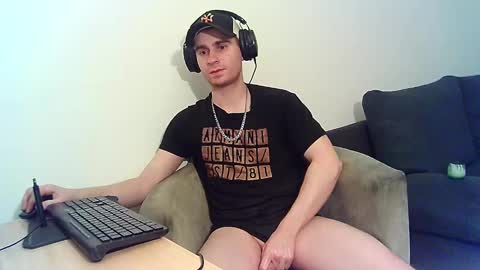 Dominik online show from January 17, 1:04 am