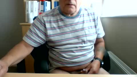 den66_ online show from May 9, 12:22 pm