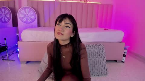 denightjones online show from May 2, 4:07 am