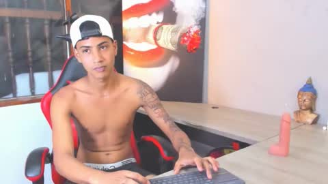 Snapshot of denis_carpenter chatting on September 25, 8:49 pm Denis Carpenter online show from September 25, 8:49 pm