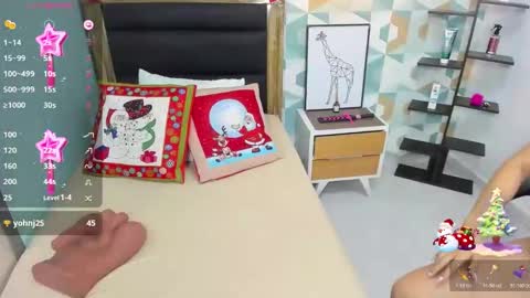 D E N I S  online show from December 4, 1:33 pm