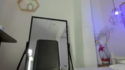denisse_logan online show from June 27, 5:24 am