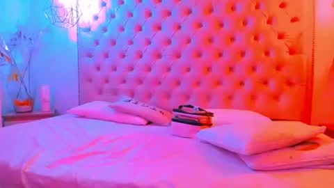 denisse_logan online show from July 19, 3:20 am
