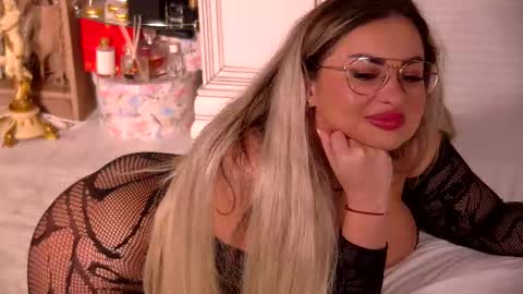 Ela online show from February 22, 10:34 pm