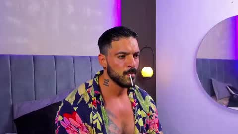 dennis_cox_ online show from August 2, 6:26 am