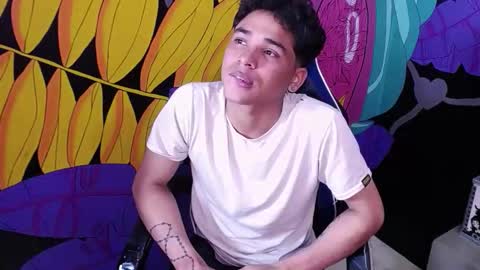 Denverr    online show from November 24, 12:48 pm