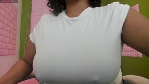 Dephne online show from February 4, 3:36 pm