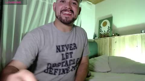 Dereck Mills3 online show from February 19, 3:16 am