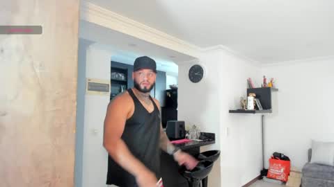 dereckgreen online show from April 28, 7:18 pm