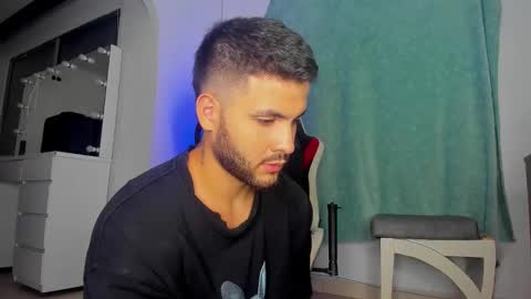 dereckhardd online show from February 14, 12:02 am