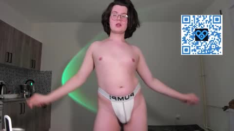 Derek online show from January 5, 9:07 pm