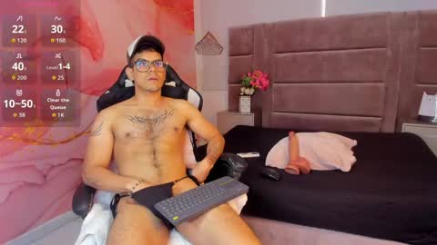 derek_voss online show from May 7, 3:30 pm