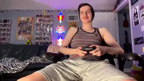 derekdings online show from January 8, 9:42 pm